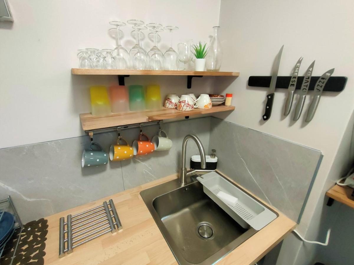 Lovely Flat Nearby Paris Fully Redone With Free Parking On Premises And Balcony Clichy Εξωτερικό φωτογραφία