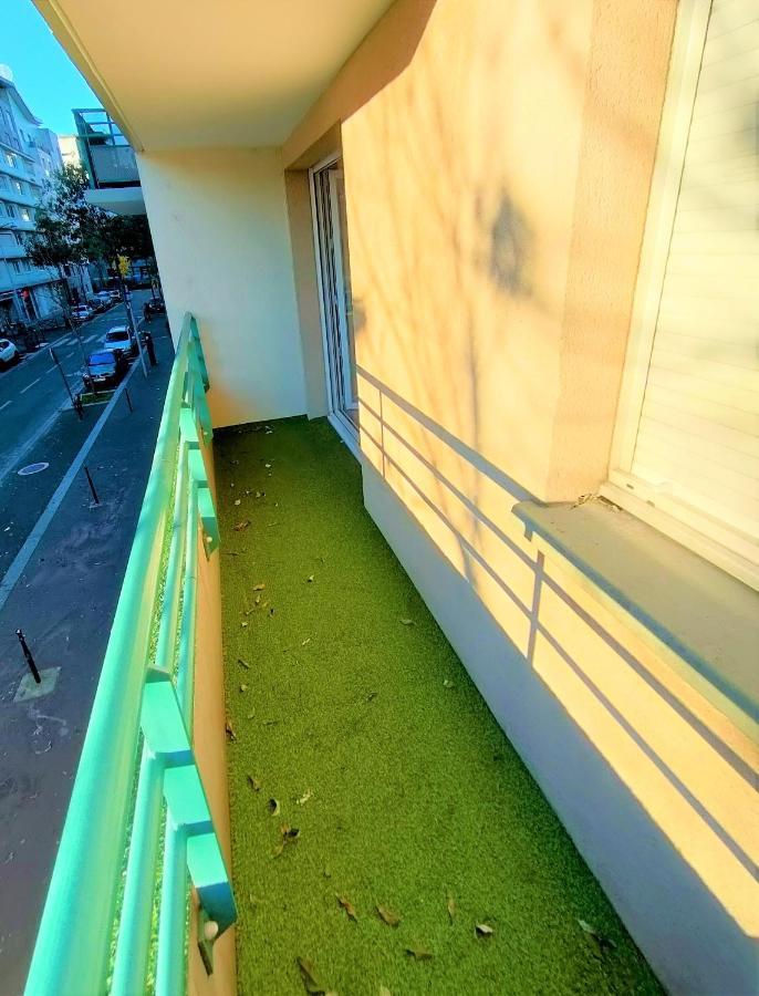 Lovely Flat Nearby Paris Fully Redone With Free Parking On Premises And Balcony Clichy Εξωτερικό φωτογραφία